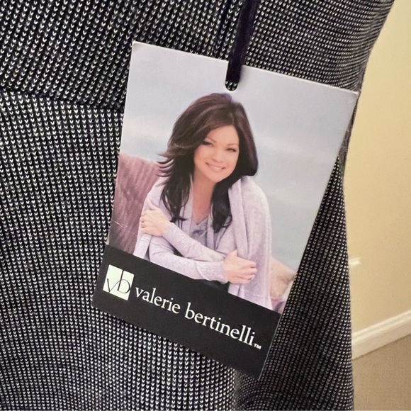 Valerie Bertinelli Clothing Line Website 2026.Valerie Bertinelli | Dresses | Valerie Bertinelli Sweetheart Neckline ...